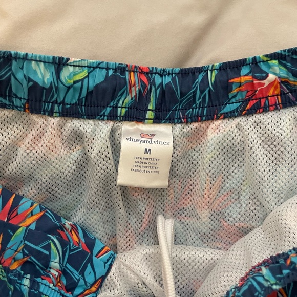 Vineyard Vines Swim Trunks - Picture 3 of 4